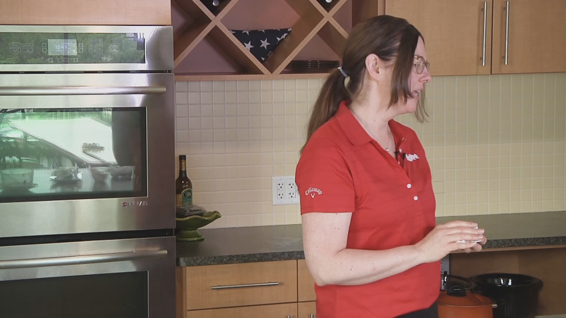 Thumbnail image for TFR Hy-Vee Dietician - Cooking with Blueberries 7-30-20