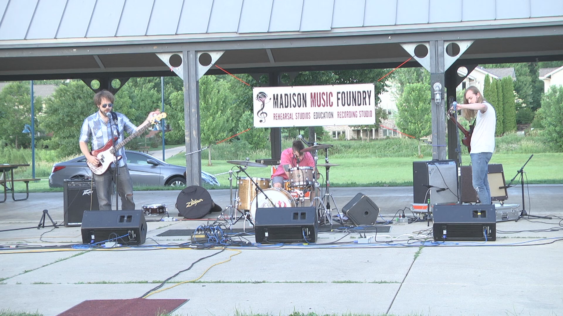 Thumbnail image for Concerts at McKee - The Traveling Suitcase 6-19-2017